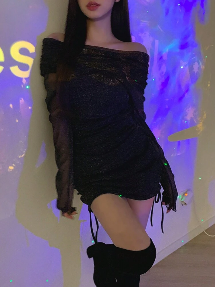 DAZY 女性用オフショルダー メタリック プリーツ ファッションミニ
