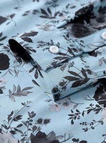 Manfinity Homme Men's Long Sleeve Floral Allover Print Front Button Up Casual Shirt