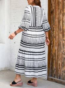 SHEIN LUNE Elegantes Maxikleid in Große Größen mit Fransen und Muster