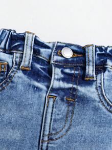 SHEIN Baby Boys Summer Casual Soft Washed Cat Whiskers Snug Fit Blue Denim Shorts, Baby Spring/Summer Clothes Spring Break Outfit Daily Wear Outfits - Light Wash - View 3