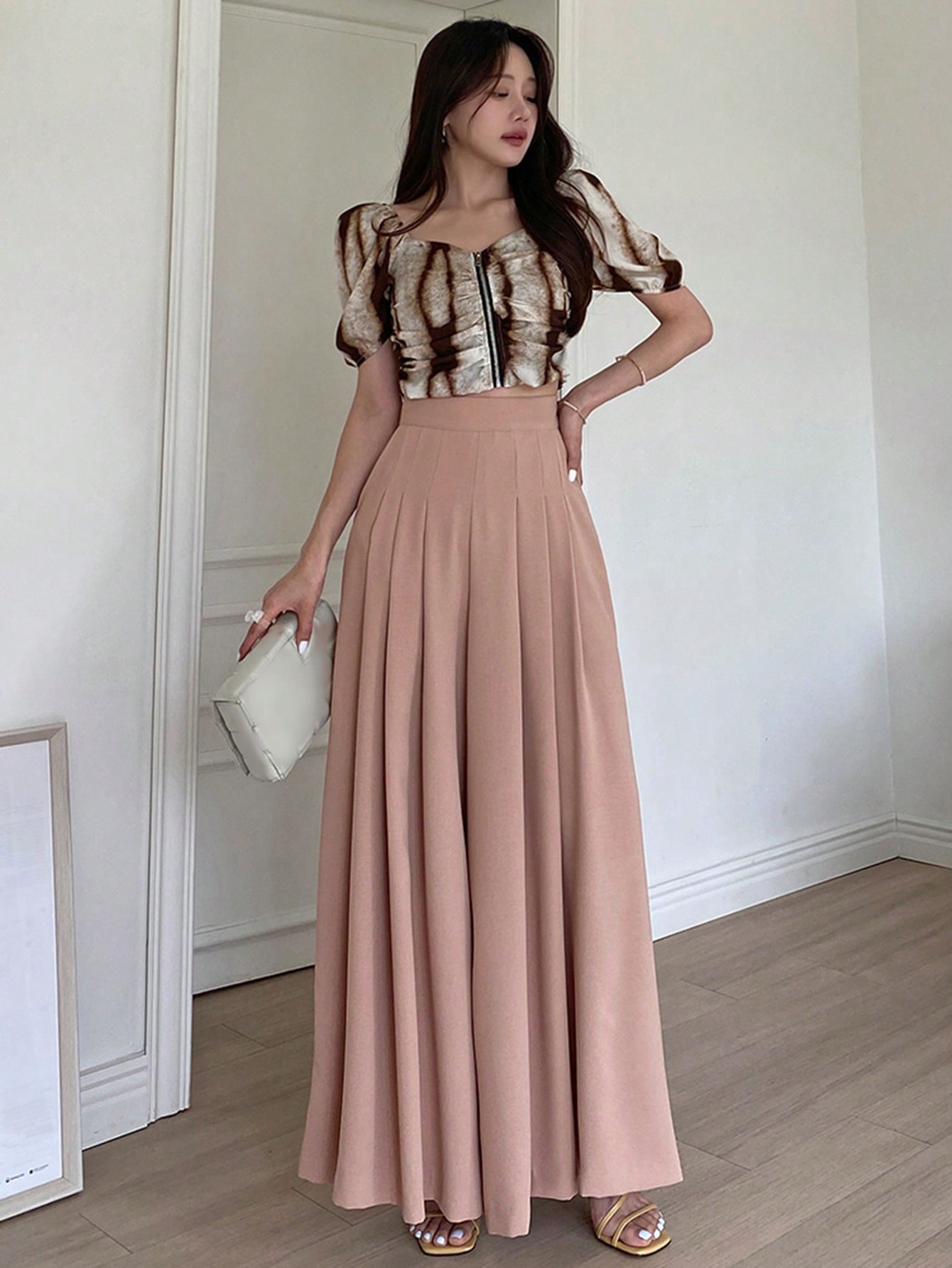 DAZY بنطلون سيدات بقصة فضفاضة ذو لون واحد أنيقة، ذ...