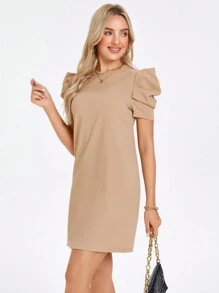 SHEIN LUNE 素色荷葉邊泡泡袖直筒連衣裙