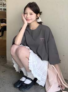 DAZY Camiseta oversize de cuello redondo con estampado de lazo de unicolor y manga corta, camisetas gráficas - Negro - Ver 4