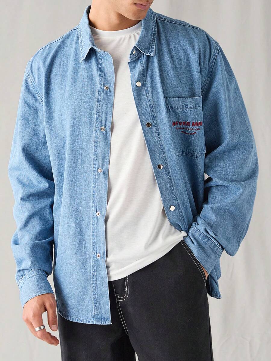 Manfinity Hypemode Camisa vaquera casual suelta de lavado claro para hombres, Urbanchill - Lavado ligero - Ver 1