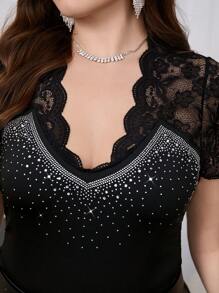 SHEIN Clasi Plus Size Koronkowa Patchworkowa Diamentowa Dekoracja Casual Slim Fit T-shirt Na Lato