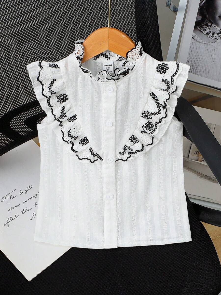 SHEIN 年轻女孩奶油色纹理编织面料立领、荷叶边、正面刺绣、双层荷叶边下摆无袖优雅衬衫，适合外出和搭配喇叭牛仔裤、裙子（母女装，单独出售） - 白色 - 查看 1