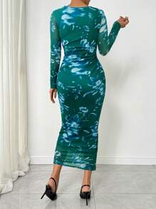 SHEIN Clasi Women's Round Neck Long Sleeve Printed Slim-Fit Long Dress