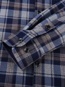 Manfinity Mode Camisa casual de manga larga con un solo abotonado y forrada térmicamente de unicolor para hombre, apta para otoño/invierno