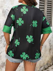 SHEIN LUNE Plus Size Women Heart-Shaped Clover Print Colorblock Short Sleeve T-Shirt, Summer For St. Patrick's Day, Rave, Festival, Spring Break - Multicolor - View 2