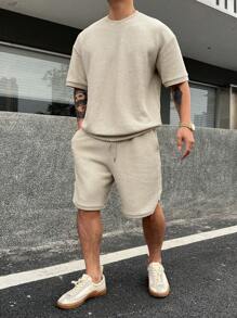 DAZY Summer Solid Color Textured Waist Band Men's T-Shirt & Shorts Set, Cozy Outfits