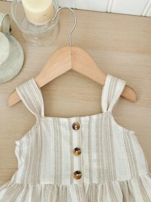 SHEIN LMoss Kids LMoss 女婴可爱条纹背心和短裤套装，夏季假期 - 杏色 - 查看 5