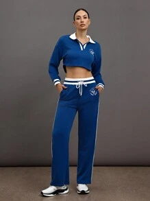 Activina Sudadera corta con efecto de bloque de color e impresión de eslogan - Azul Marino - Ver 3