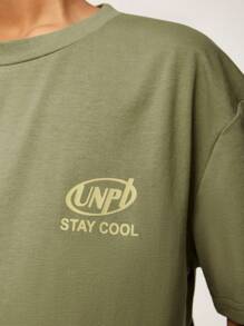 SHEIN Explorewe 2 件/套青少年男孩休闲街头字母印花短袖 T 恤搭配迷彩宽松裤，绿色印花 T 恤搭配迷彩阔腿裤，舒适时尚，适合夏季 - 軍綠色 - 查看 4