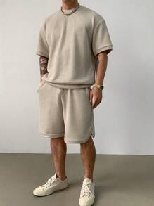 DAZY Summer Solid Color Textured Waist Band Men's T-Shirt & Shorts Set, Cozy Outfits