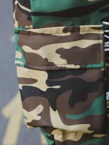 SHEIN Tween Boy 户外时尚经典迷彩工装口袋直筒裤，夏季时尚 - 軍綠色 - 查看 5