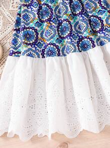 SHEIN Vestido de línea A con encaje de contraste, bordado y dobladillo con estampado floral ditsy para niña, estampado floral ditsy nacional con parches de rosas, mangas cortas, adecuado para uso diario, festivales, vacaciones, reuniones familiares y ocasiones especiales, conjunto de hermanas, primavera y verano, lindo, elegante, dulce, vintage y de moda. - Negro - Ver 5