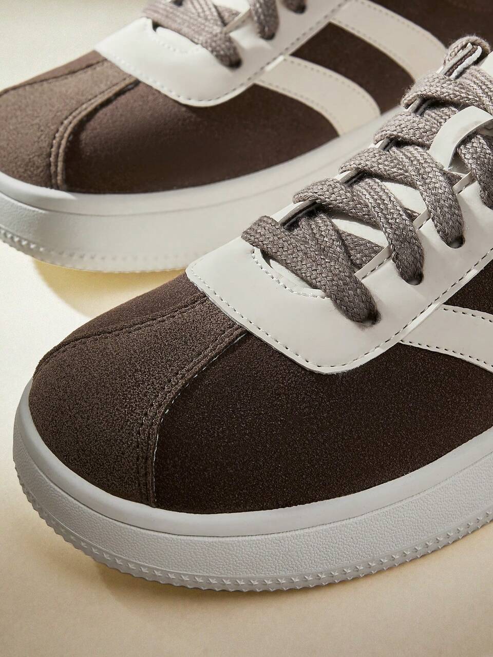 CUCCOO EASI Women's Fashion Versatile Simple Contrast Color Casual Sports Shoes Spring Shoes Easter Trainers