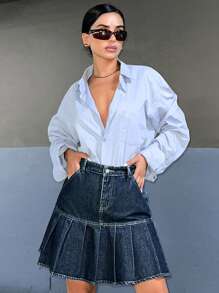 RueChic Casual Washed Pleated Hem Denim Mini Skirt - Medium Wash - View 4