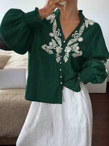 SHEIN Frenchy Women's Green Boho Blouse With White Floral Embroidery And Smocked Sleeves,Boho Chic