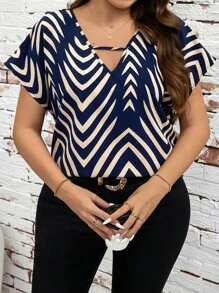 SHEIN Clasi Plus Size Summer Casual All-Over Print Batwing Shirt