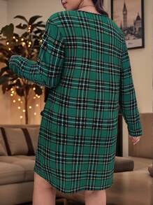 SHEIN VCAY Vestido casual de manga larga, de cuello redondo, con bolsillo y estampado de cuadros, talla grande