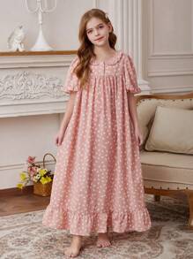 SHEIN Tween Girl Korean Style Simplistic Ditsy Floral Pattern Ruffle Trim Half Placket Round Neck Short Sleeve Loose Comfy Casual Nightgown - Baby Pink - View 6