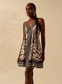 CAJUNI 女士波西米亚热带风情黑色和米色印花 V 领无袖露背迷你连衣裙，海滩度假休闲夏季太阳裙 - 彩色 - 查看 1
