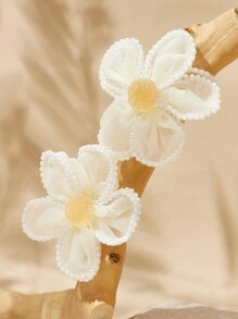 SHEIN VCAY 夸张优雅蕾丝花饰耳环，欧美风