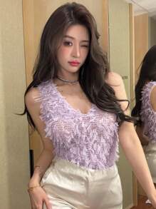 DAZY Women's Solid Color V-Neck Sleeveless Simple Tank Top, Casual & Vacation Summer