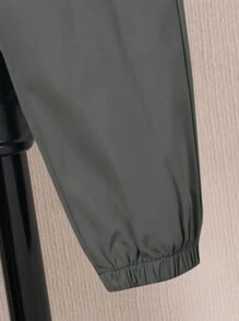 SHEIN 2Pcs Young Boys Casual Practical Kangaroo Pocket Hooded Zip-Up Jacket & Solid Drawstring Jogger Pants Set, Suitable For Outing, School, Daily Gatherings, Autumn/Winter - Light Grey - View 8