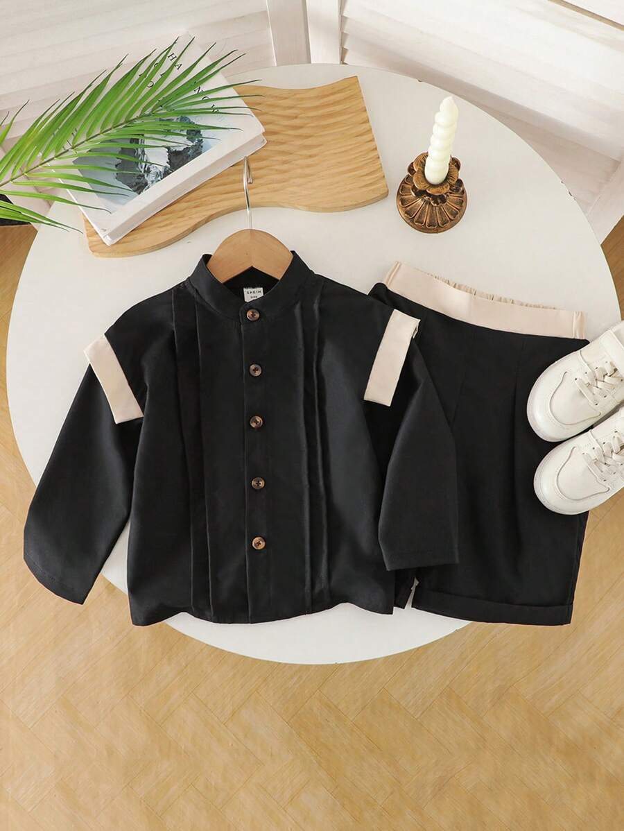 SHEIN 斋月年轻男孩国庆节 Abaya Kaftan Jalabiya 束腰外衣,斋月传统保守服装,搭配前开襟衬衫 + 白色和卡其色拼色短裤,保守舒适时尚百搭 2 件套,适合宴会和家庭聚会 - 黑色 - 查看 1