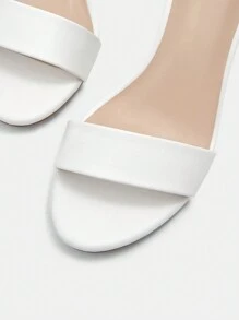 CUCCOO BIZCHIC 女士时尚舒适圆头踝带粗跟凉鞋，百搭