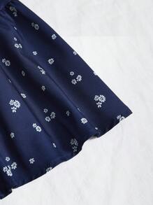 SHEIN Unity Navy Blue Base Tiny Ditsy Floral Lantern Sleeve Layered Ruffle Trim Mini Dress For Women - Navy Blue - View 5