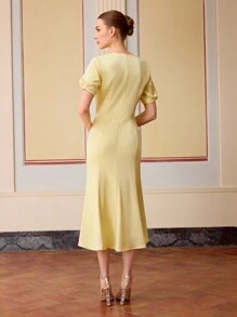 ZEYLAH 褶饰泡泡袖斜裁连衣裙 - 黃色 - 查看 4