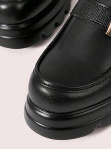 CUCCOO DOLLMOD Women's Outdoor Round Toe Wedge Thick Bottom Button Decorated Black PU Glossy Material Fashion Simple Black Slip-On Flat Shoes