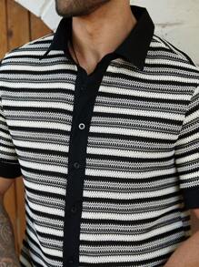 ResortEase Camisa casual de manga corta a rayas con botones frontales para hombres de tallas grandes