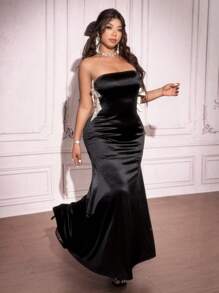 SHEIN Belle Vestido ajustado sencillo sin tirantes de talla grande con parches de unicolor - Negro - Ver 5