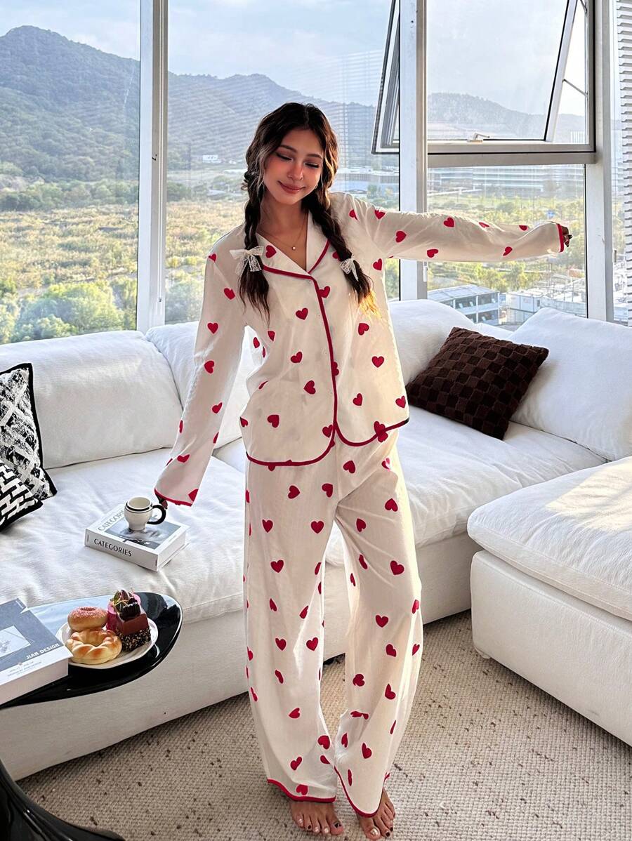 SHEIN 2 件套少女情人节可爱简约心形图案前开长袖上衣和直筒宽松梭织裤睡衣套装，舒适休闲 - 紅白色 - 查看 1