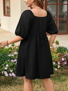 SHEIN LUNE Elegantes Kleid mit kurzen Ärmeln, Kontrastfarbe, Stickerei, Laternentärmel, Quadratausschnitt, Boho Cowgirl Outfit, Old Money Festival, Bohemian Western Wear, Frauen Hippie Sommer Boho, Old Money Sommer Outfits für Frauen, Frühlings-Break Rave Outfits, Frühlings-Break Outfits in Große Größen - Schwarz - Übersicht 2