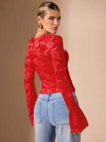SHEIN BAE Top de punto de manga larga con cuello ahuecado de color negro sólido para mujer, básico simple y sexy con encaje empalme, adecuado para salir, citas, fiestas nocturnas, otoño/invierno - Rojo - Ver 2
