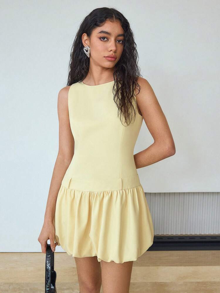 MOTF STUDIO SOLID SLEEVELESS PUFFBALL HEM DRESS