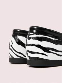 CUCCOO DOLLMOD 女士黑色圆头平底鞋 Tabi 系列经典复古交叉系带舞鞋情人节款 - 黑與白 - 查看 8