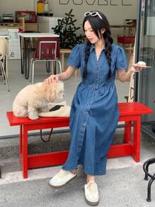 DAZY Đầm denim dài thường ngày xếp nếp tay ngắn cài nút phía trước cho nữ mùa hè - Màu xanh lam - Xem 3