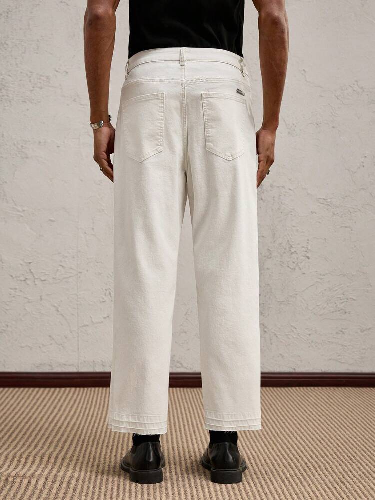 Men's White Letter Metal Decor Loose Mid-Waisted Straight Leg Cropped Casual Jeans, Suitable For Daily Wear, Spring/Summer, Vacation