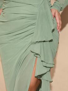 SHEIN BAE Plus Size Women's Off Shoulder Ruched Ruffle Trim Flowy Elegant Party Maxi Bodycon Dress, Green - Mint Green - View 5