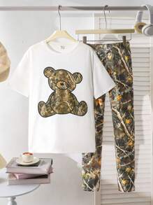 Conjunto de 2 piezas de estilo urbano cómodo y fresco para niñas preadolescentes, con camiseta sobredimensionada de manga corta de punto y estampado de oso camuflaje y pantalón de legging con estampado completo de ramajes, adecuado para uso diario casual y escolar, vuelta al colegio - Verde militar - Ver 3