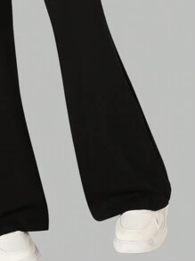 SHEIN 2pcs Tween Girl White Loose Short Sleeve T-Shirt & Black Bowknot + Black Flared Pants Outfit Set - White - View 7