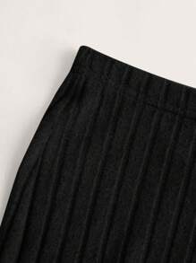SHEIN EZwear Plus Size Solid Color Minimalist Ribbed Knit Skirt, Casual Everyday Wear,Winter Clothes For Women