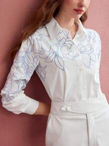 MOTF PREMIUM 花卉刺绣纽扣衬衫 - 白色 - 查看 2