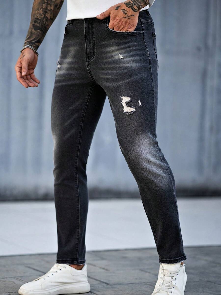 Manfinity LEGND Men's Simple Pocket Ripped Skinny Stacked Jeans, Casual - Black - View 1